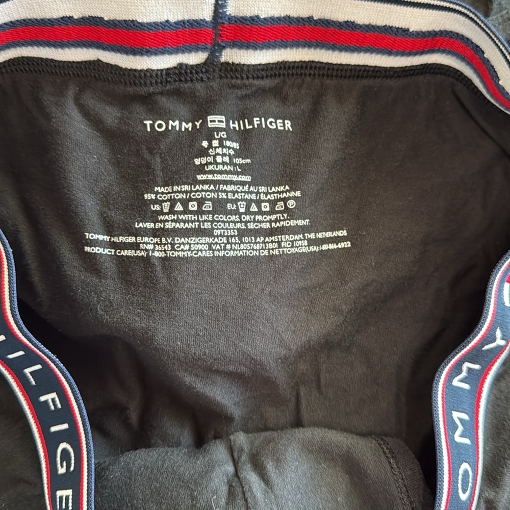3 Tommy Men’s briefs - Picture 8 of 9